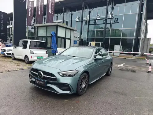 Mercedes-Benz C-Class, 2025