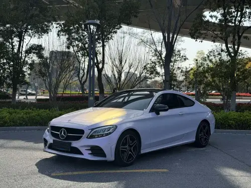 Mercedes-Benz C-Class, 2022