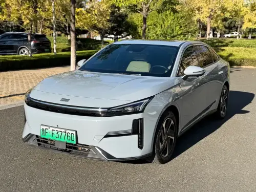 Geely Galaxy L6, 2024