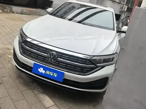 Volkswagen Sagitar, 2023