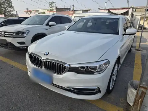 BMW 5-Series, 2020