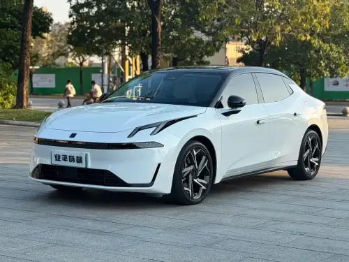 Lynk & Co 07, 2024