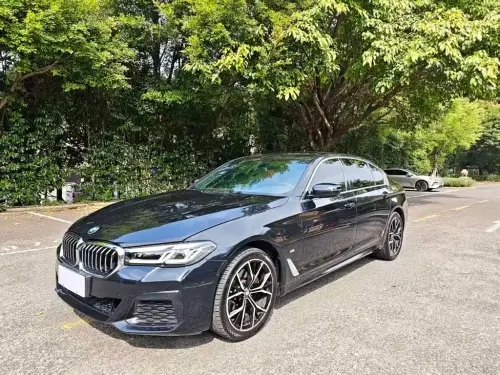 BMW 5-Series, 2023