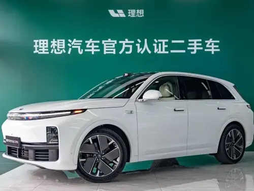 Li Auto L7, 2025