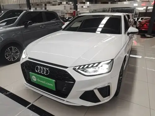 Audi A4, 2023