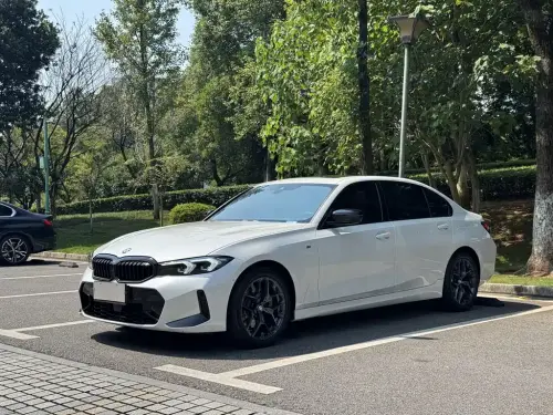 BMW 3-Series, 2025