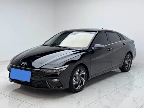 Hyundai Elantra, 2024