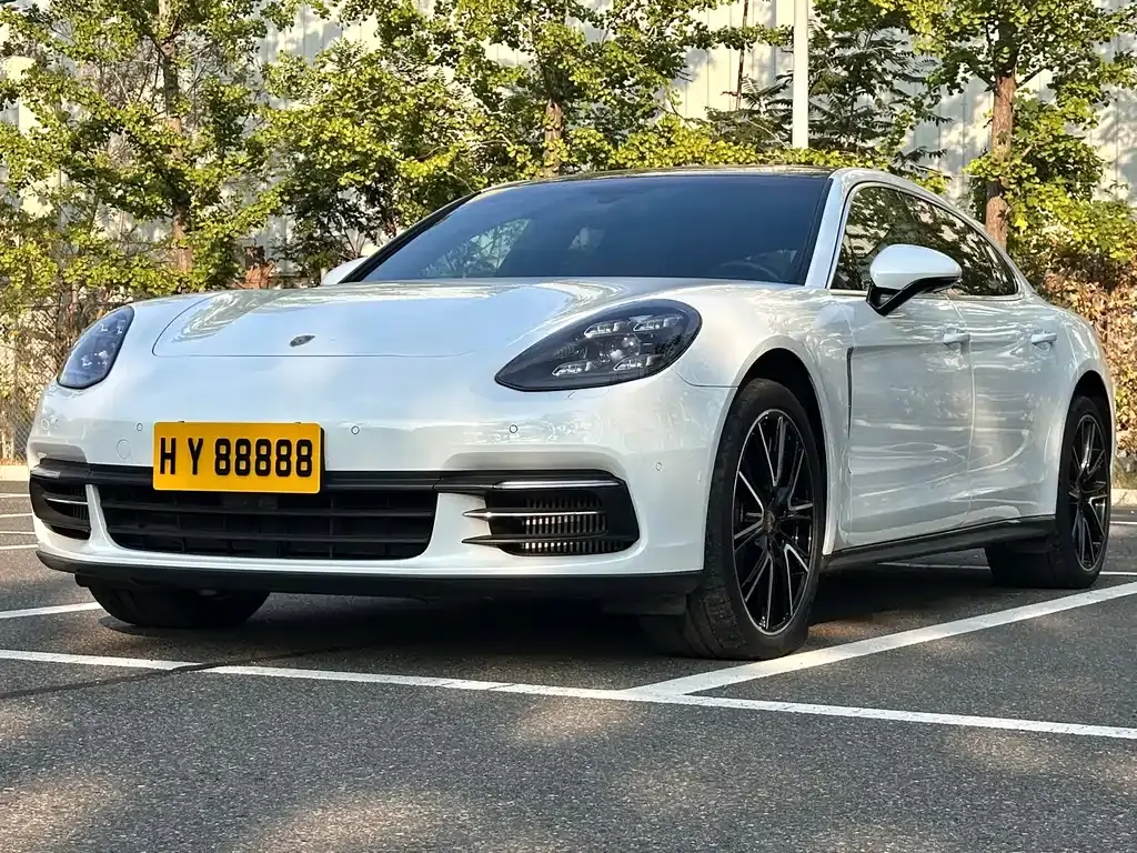 Porsche Panamera, 2020