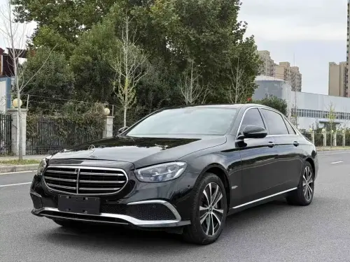 Mercedes-Benz E-Class, 2023