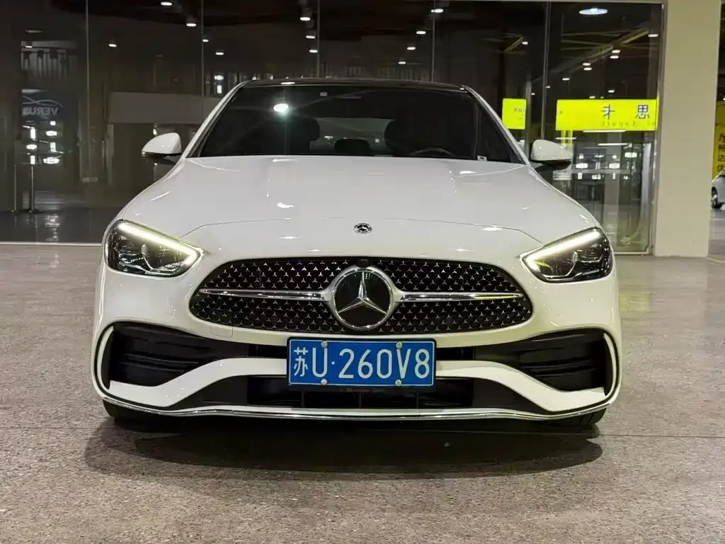 Mercedes-Benz C-Class, 2022