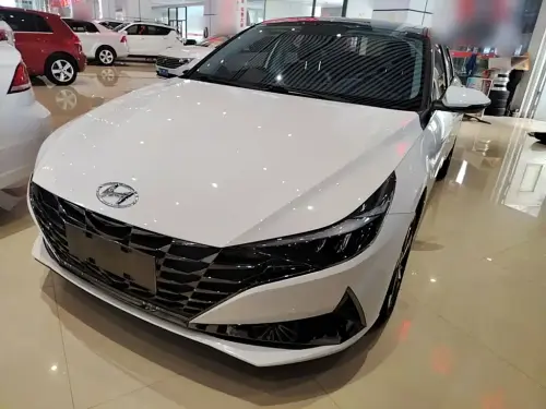 Hyundai Elantra, 2023