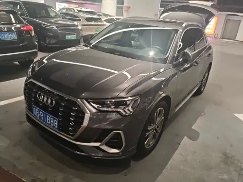 Audi Q3, 2023