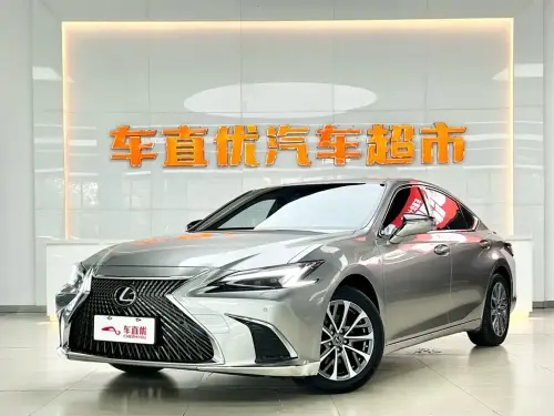 Lexus ES, 2025