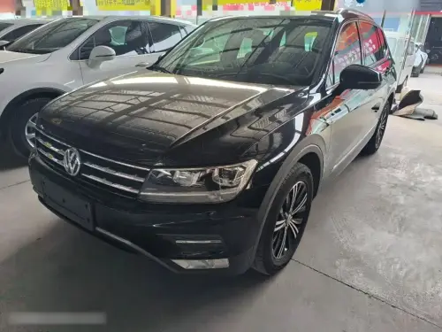 Volkswagen Tiguan, 2020