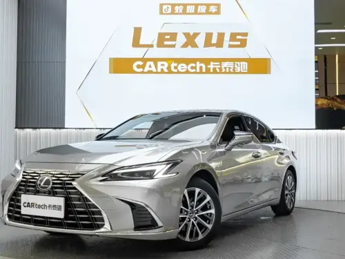 Lexus ES, 2025