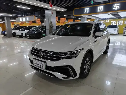 Volkswagen Tiguan, 2022