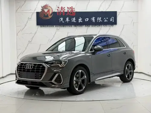Audi Q3, 2022
