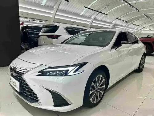 Lexus ES, 2026
