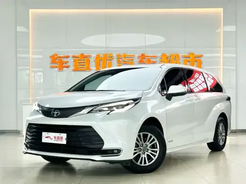 Toyota Sienna, 2023