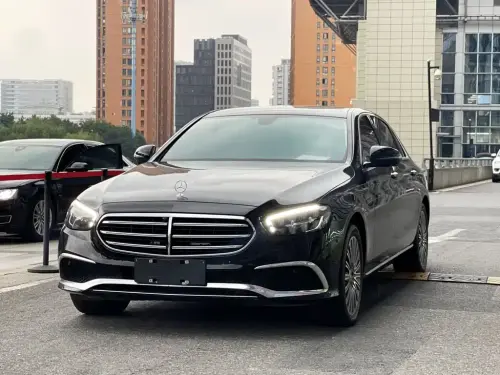 Mercedes-Benz E-Class, 2022
