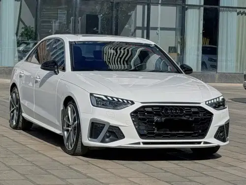 Audi A4, 2021