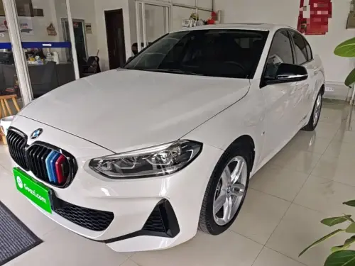 BMW 1-Series, 2021