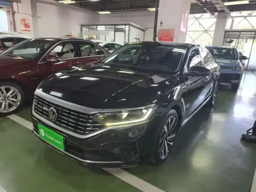 Volkswagen Passat, 2022