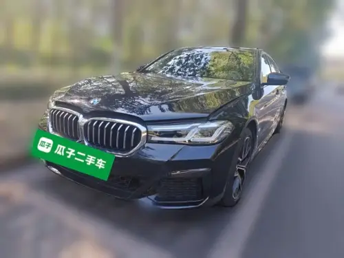 BMW 5-Series, 2023