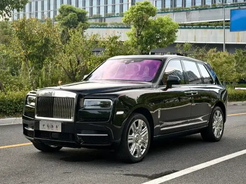 Rolls-Royce Cullinan, 2024