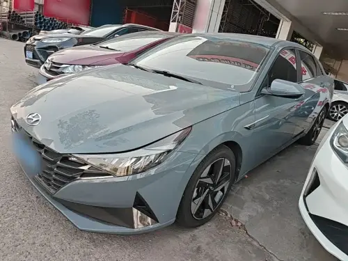 Hyundai Elantra, 2021