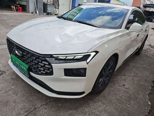 Ford Mondeo, 2025
