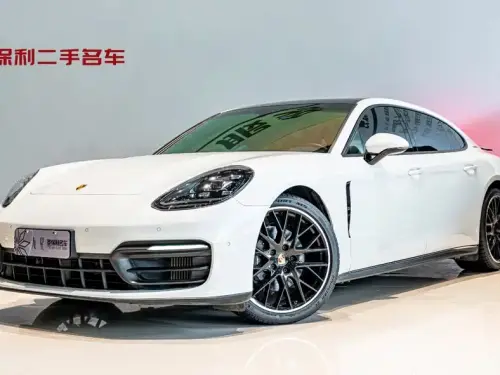 Porsche Panamera, 2023
