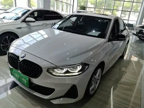 BMW 1-Series, 2021