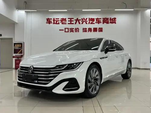 Volkswagen CC, 2023
