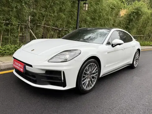 Porsche Panamera, 2024