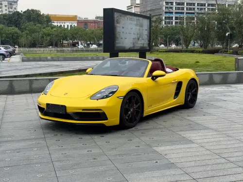 Porsche 718, 2021