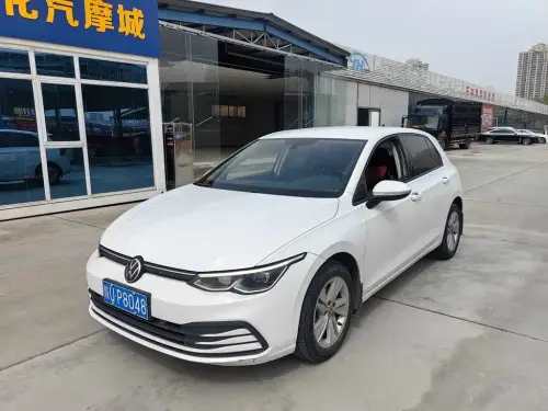 Volkswagen Golf, 2021