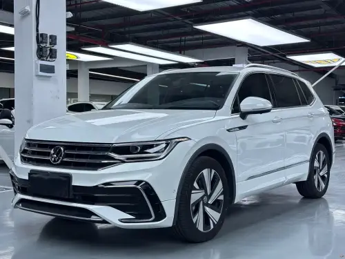 Volkswagen Tiguan, 2024