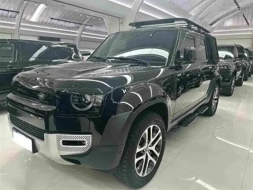 Land Rover Defender, 2026