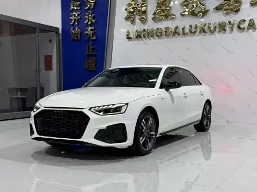 Audi A4, 2022
