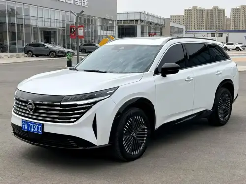 Nissan Pathfinder, 2025