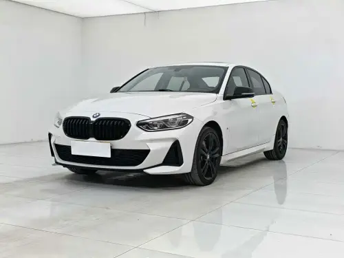 BMW 1-Series, 2021