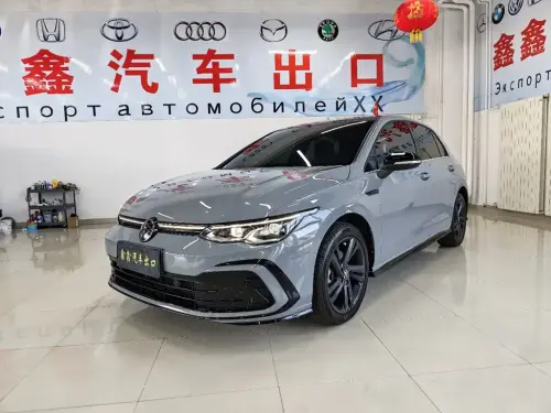 Volkswagen Golf, 2022