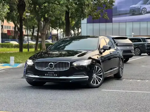 Volvo S90, 2023