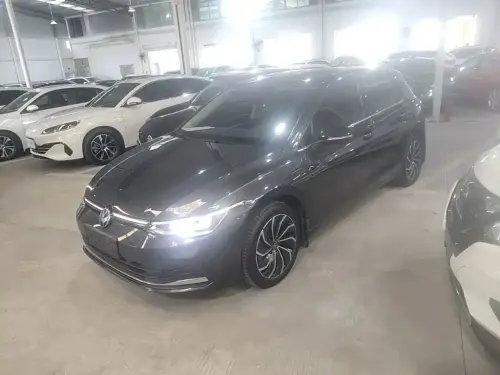 Volkswagen Golf, 2021