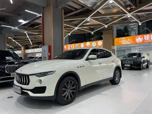 Maserati Levante, 2021