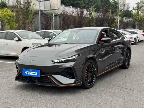 Changan UNI-V, 2025