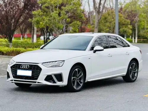 Audi A4, 2021