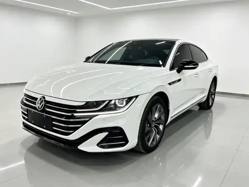 Volkswagen CC, 2024