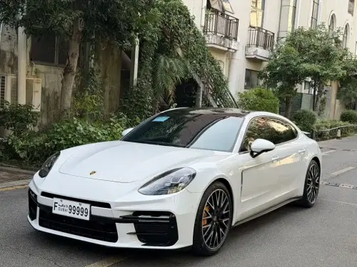 Porsche Panamera, 2021